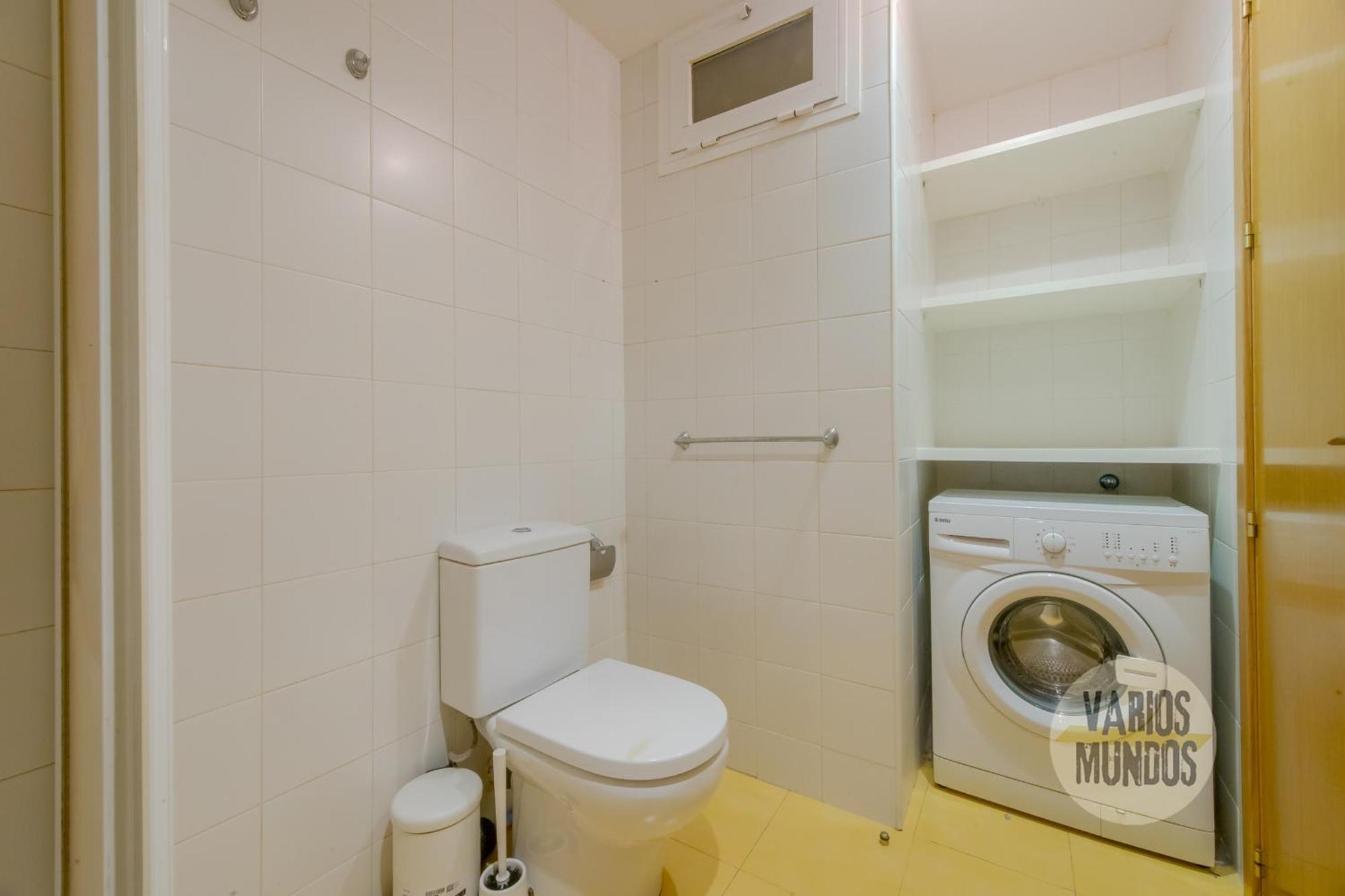 Confortable Apt Para 3 Pax A 1 Min De Gran Via Madrid Eksteriør billede